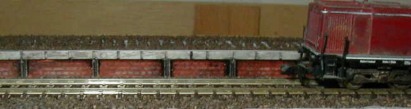 (K01) Silikonform für gemauerte Bahnsteigkanten, Spur N, 1:160 – Bild 2